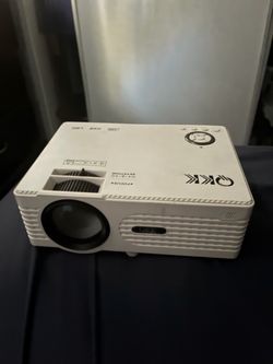 QKK Mini LED Projector White