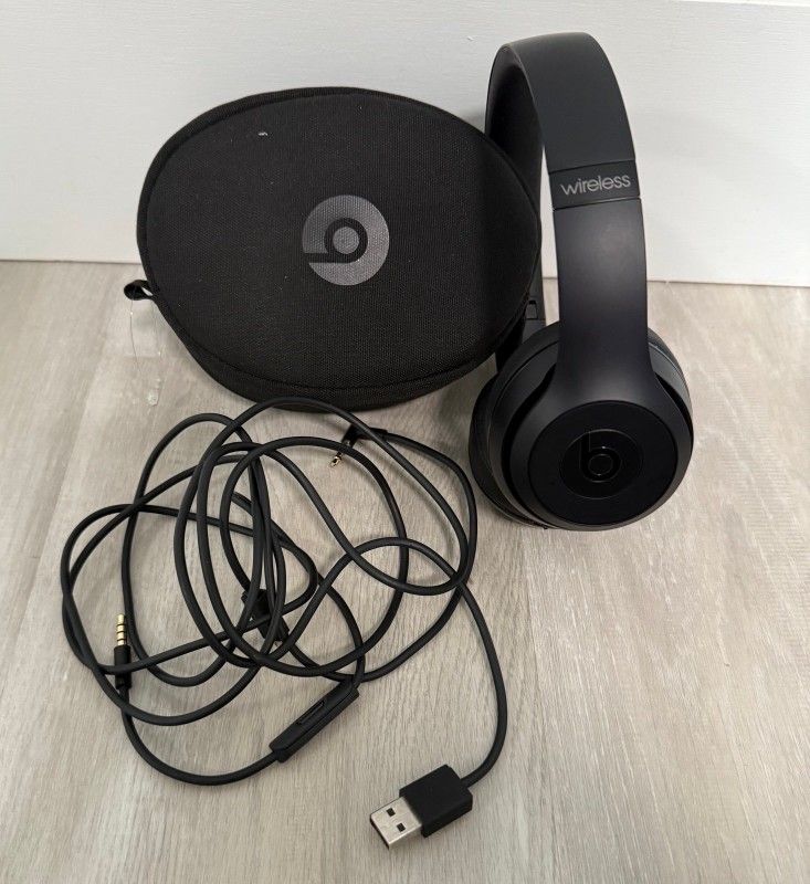 Beats by Dr. Dre - Solo3 Wireless On-Ear Headphones