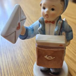Goebel Postman Ceramic Figurine 