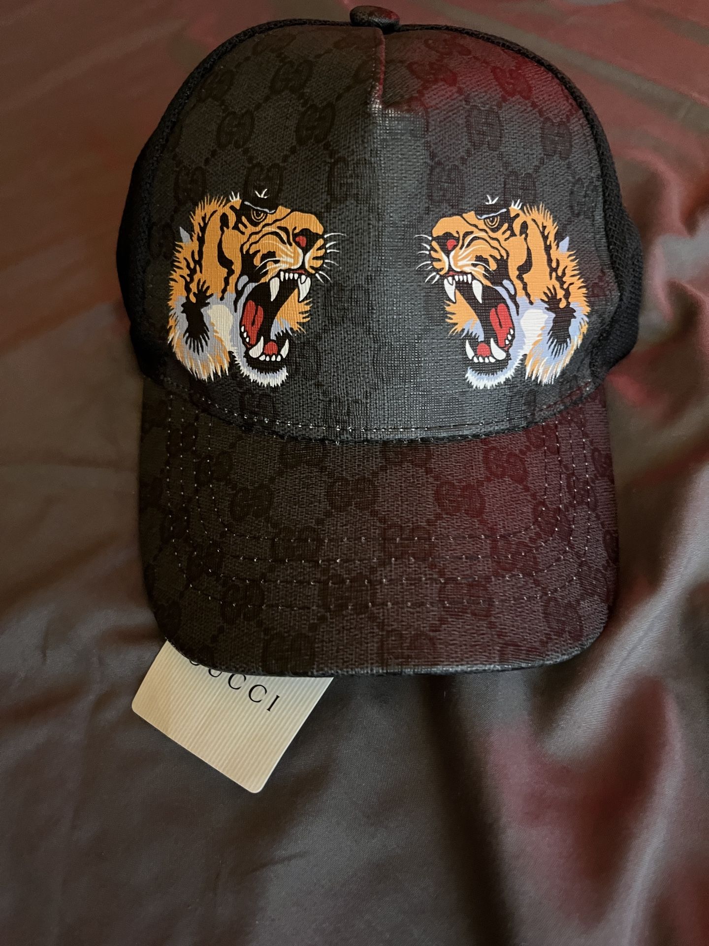 Gucci Hats Armani V Lone 