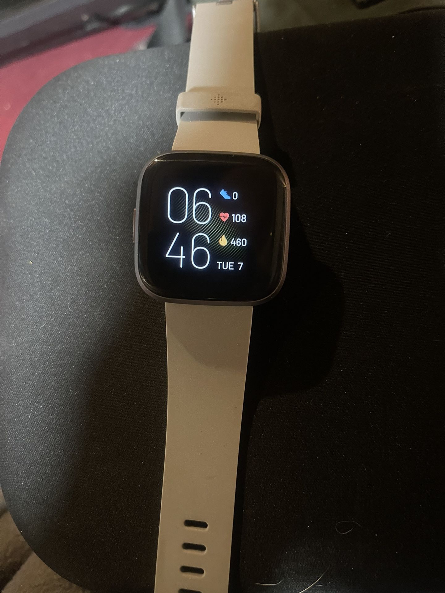 Fitbit Versa 4