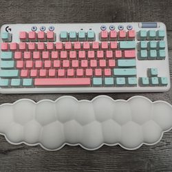 Logitech G715 TKL Wireless Mechanical Tactile Gaming Keyboard PC/Mac White Mist
