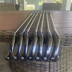 Slightly   Used     Right     Hand   Sets,,