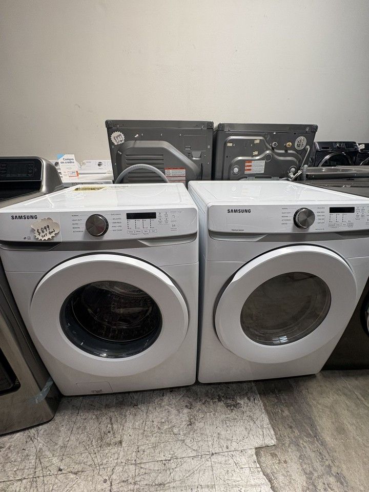 Samsung Washer And Gas Dryer Set