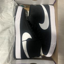 Nike SB Blazer Mid