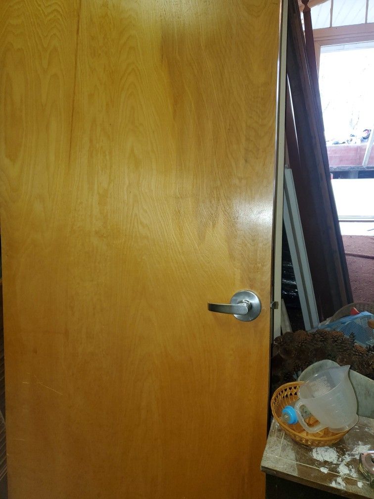 Doors Soild  Wood 7ft Tall 32 To 61 Wide