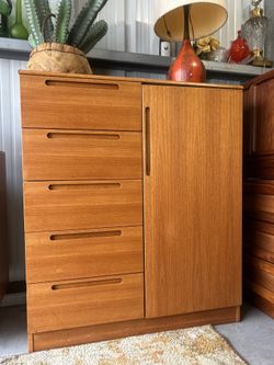 Mid Century Modern Teak Gentleman’s Chest Tallboy DRESSER