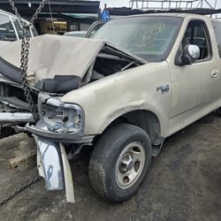 1998 Ford F150 Parts Only