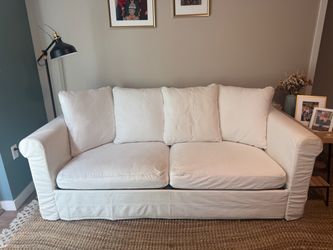 Harlanda Sleeper Sofa/Pull out couch