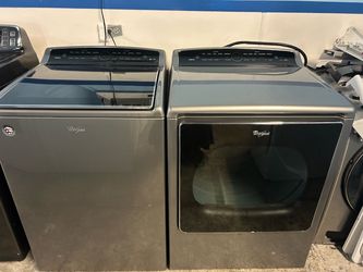 Whirlpool washer and dryer set