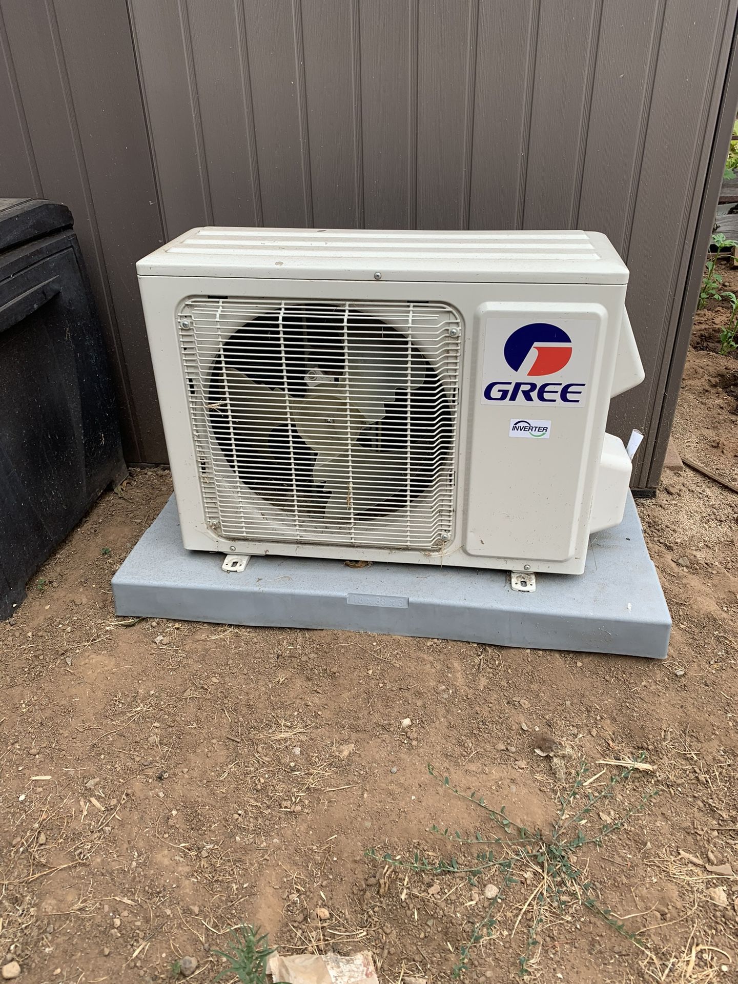 Gree Split Air Conditioning Unit 12,000 BTU Cooling