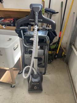 Standing Garment steamer