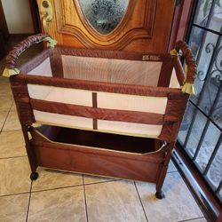 ARM'S REACH BABY CO-SLEEPER