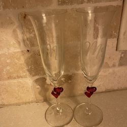 Mr & Mrs Wine/ Champaign Glasses 
