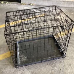 Medium Dog Cage Good Condition