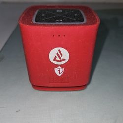 Works Perfect Beacon The Phoenix 2 Bluetooth Speaker Wireless Portable 3"x3"x3" 
