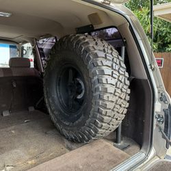 Bell Fab Tire Carrier