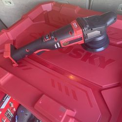 Milwaukee Random Orbital Polisher