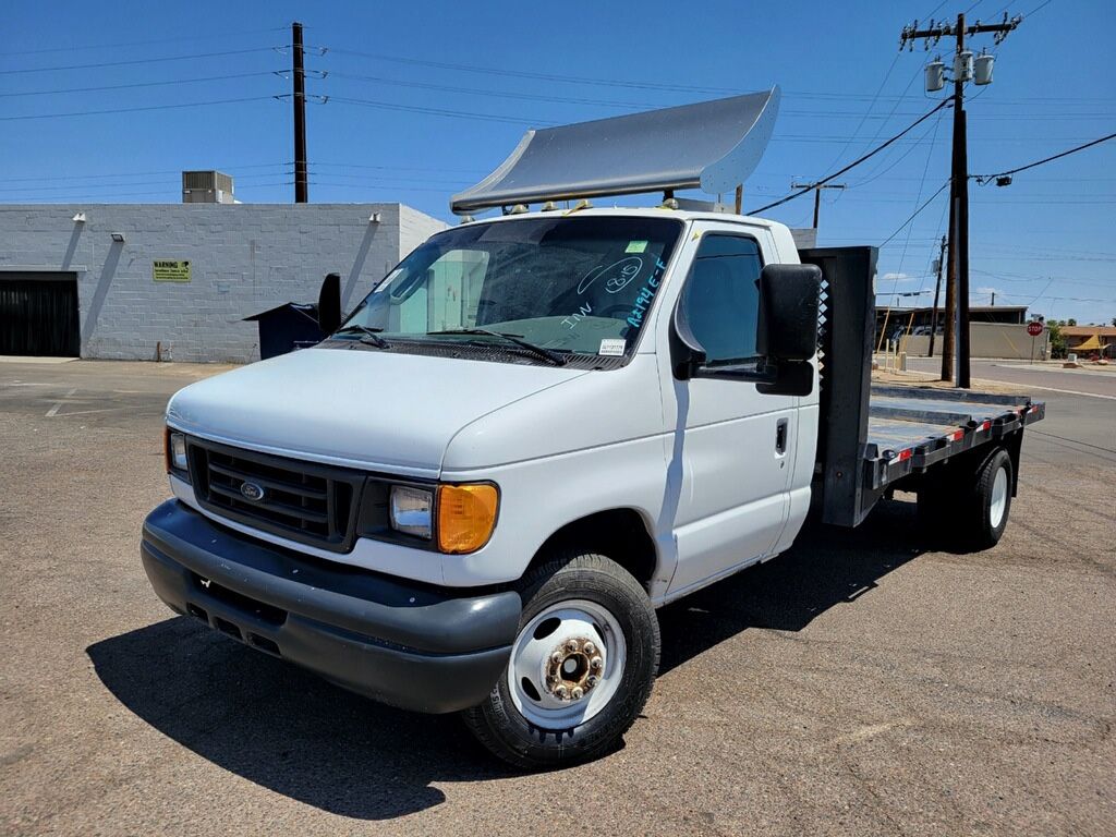 2006 FORD E-450 FLATBED 6.8L V10 CARFAX ONE OWNER!