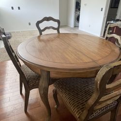 Dining table And chairs Solid Wood Pulaski furniture