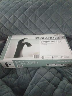 Glacier Bay Arnette Single Handle Bathroom Faucet Matte Black