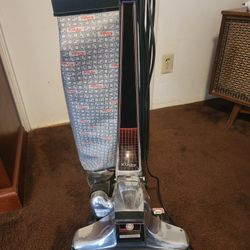 Kirby Heritage II Vacuum With Accessories 