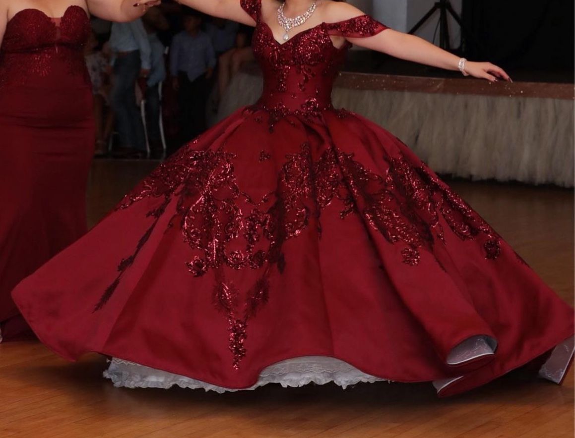 moda 2000 dresses M2K89427  Moda 2000 LLC