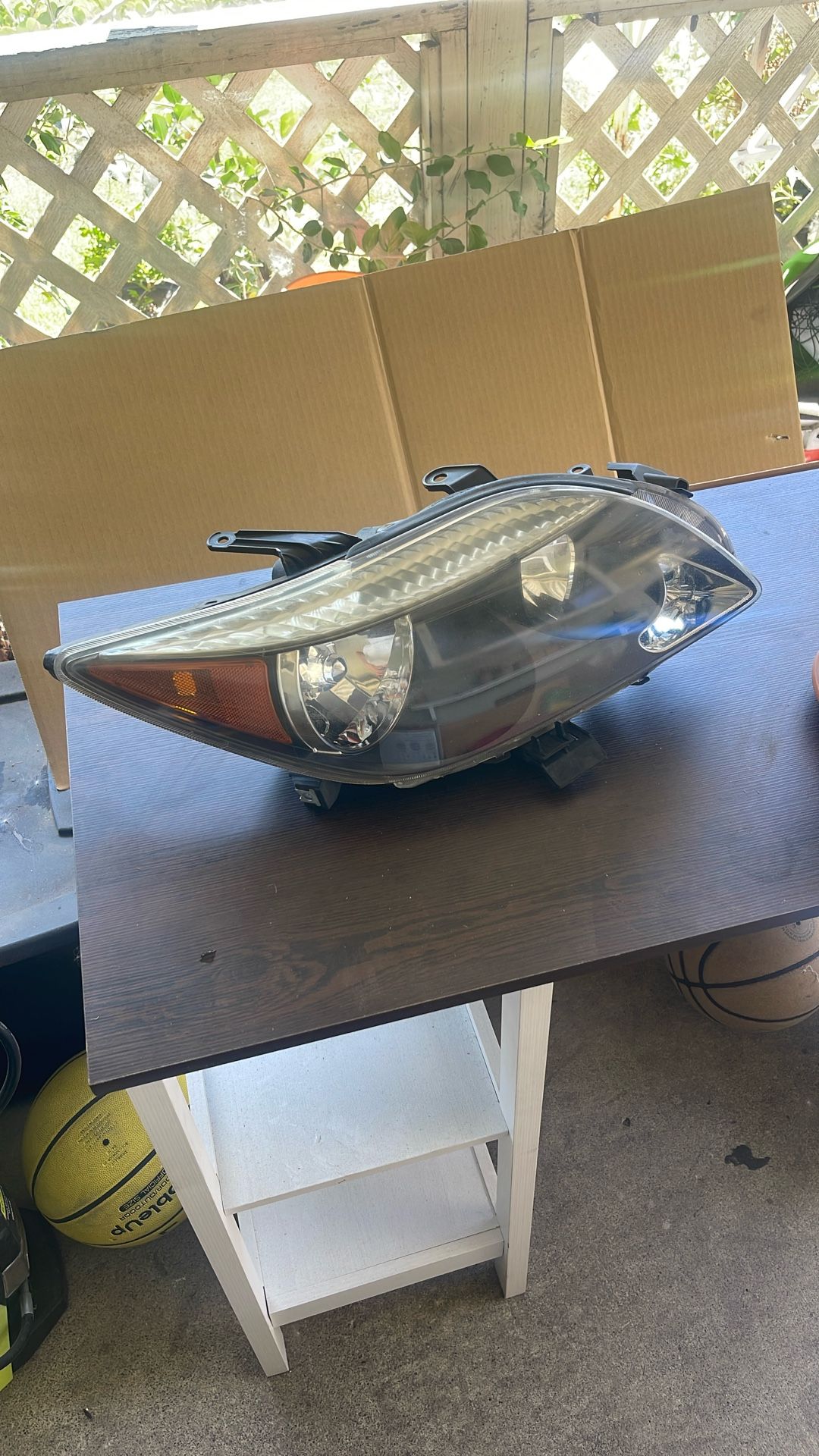 Right Front Headlight