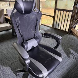 Respawn gaming chair
