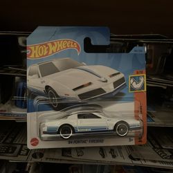 Hot wheels 84 Pontiac Firebird - short card