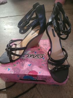 Size 10 wedge heels