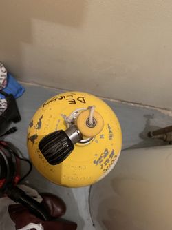 Scuba tank that needs hydro