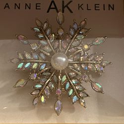 New Anne Klein Pin