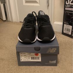 New Balance Shoes (Woman)