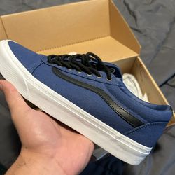 Men’s Vans Size 9 