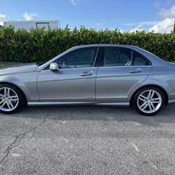 2014 Mercedes C250 sport