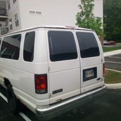 2003 Ford E350 super duty