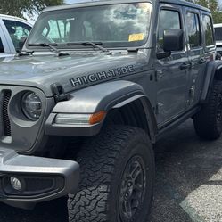 NEW OEM Mopar Sunrider top Jeep 2020-Current Gladiator; 2018-Current Wrangler JL; 2-Door or 4-Door