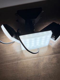 Triple-Head LED Flood Light Fixture