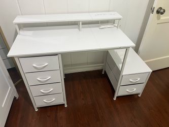 Kid desk