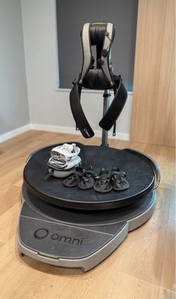 Virtuix Omni One Treadmill & Headset