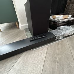 PRICE DROP! NEARLY NEW Samsung Soundbar with Wireless Subwoofer