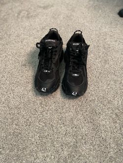 NEW Balenciaga Runners in Black EU41(Men’s Size 8)