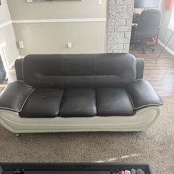 Couch set for sell