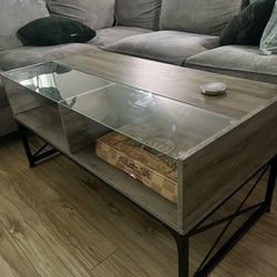 Free coffee table