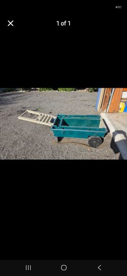 Plastic Garden Cart Wagon