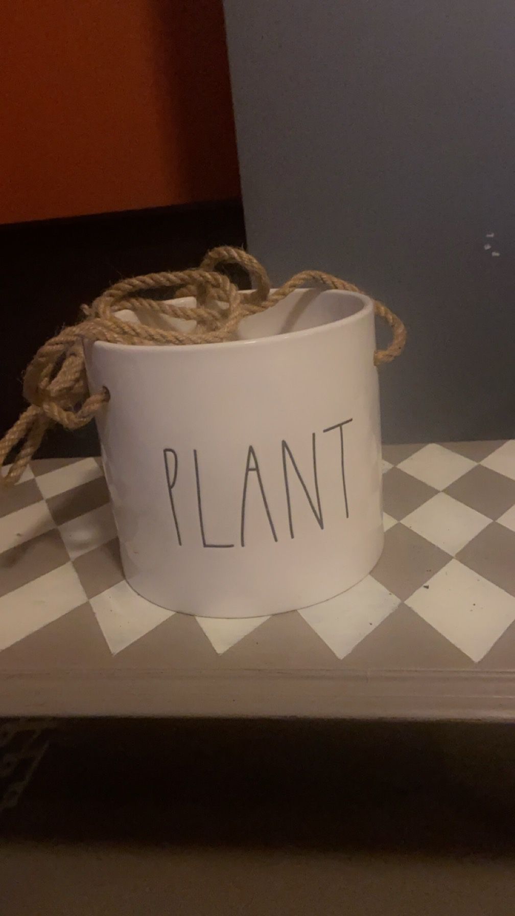 White Hanging Plant Pot