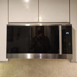 LG in. W Smart Over the Range Microwave Oven