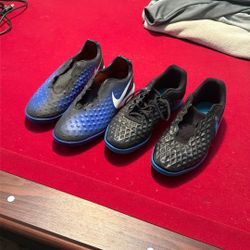 Nike Indoor Soccer Shoes Like New 
