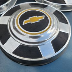1980's Chevrolet Hubcaps